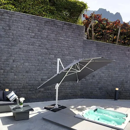 Casa Da Achada, By Op