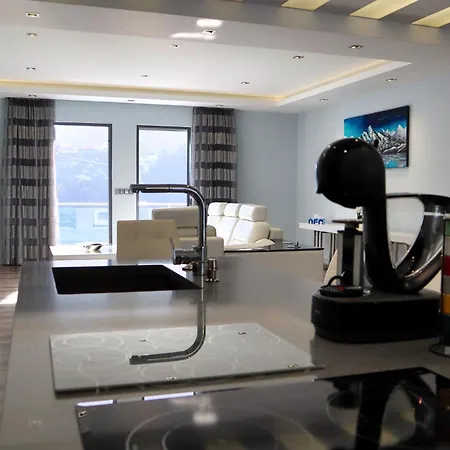 Casa Da Achada, By Op *