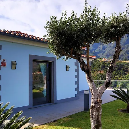 Casa Da Achada, By Op