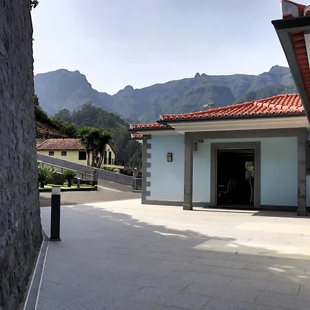 Casa Da Achada, By Op *